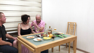 Plumpy kinky housewife happy to do first time trio sexual intercourse